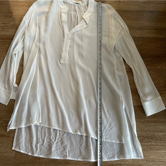 Aritzia Babaton Tunic Blouse - Picture 3 of 3